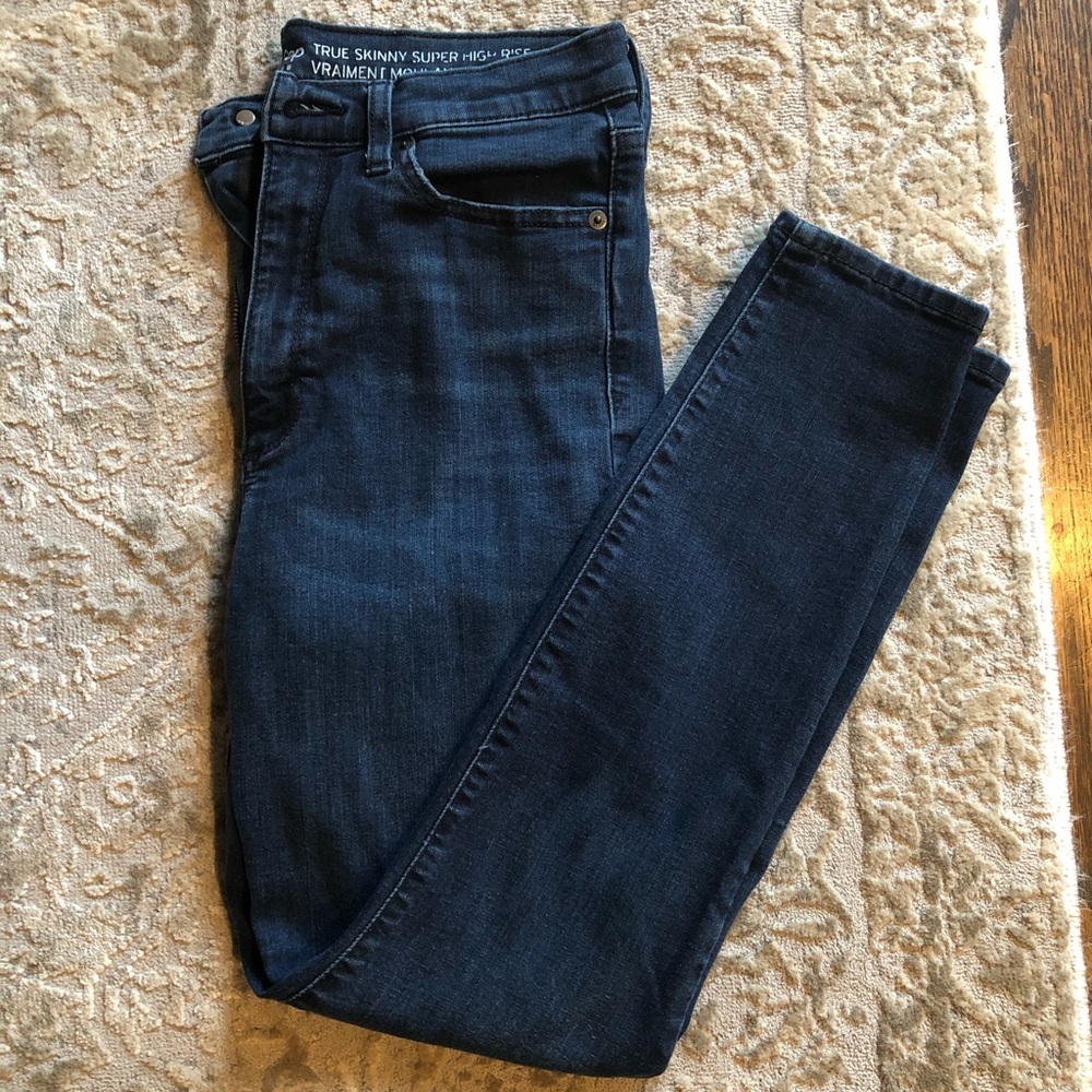 Gap True Skinny super high rise jeans
